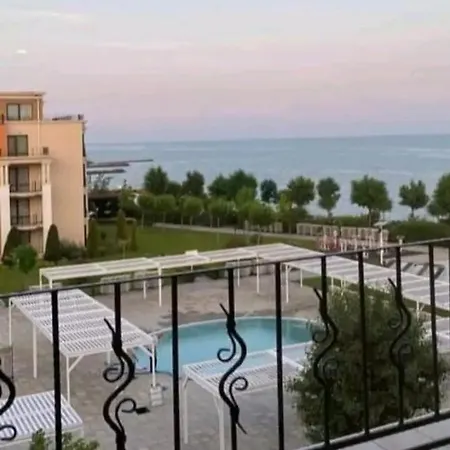 Apartahotel Premier Fort Beach 4*
